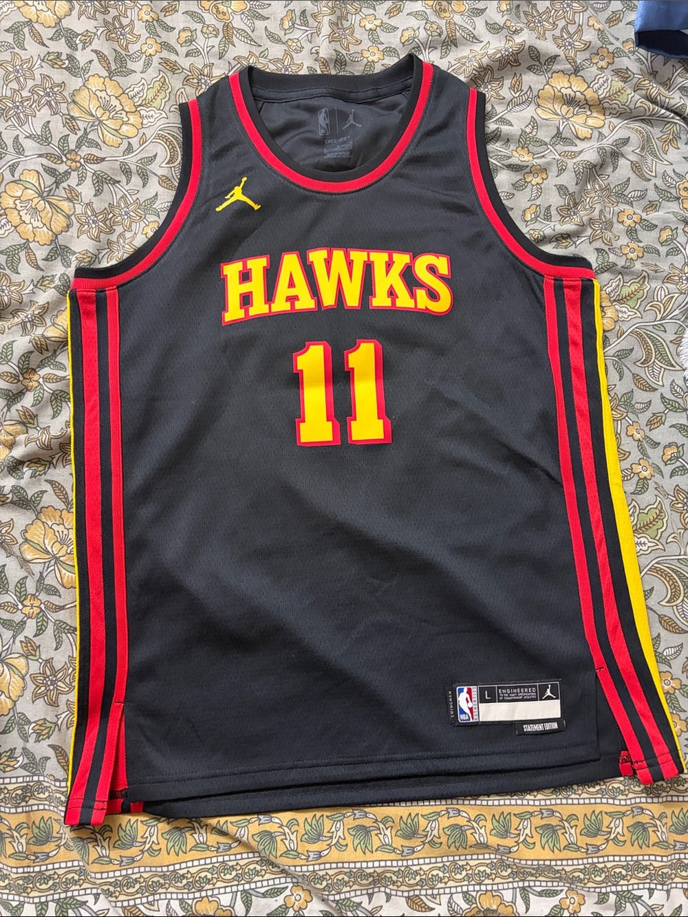 Atlanta Hawks NBA basketball jersey Trae Young #11